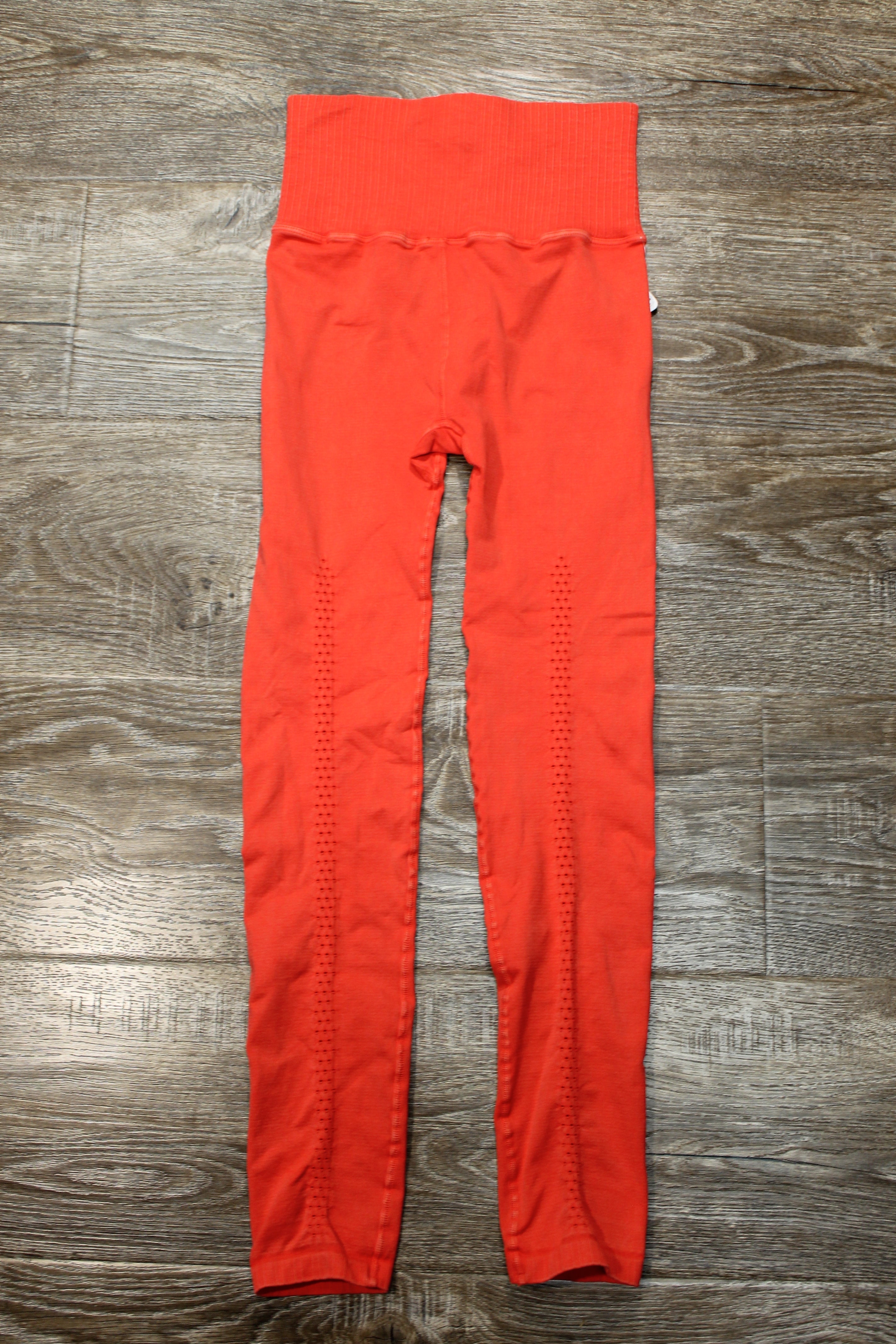 FPM Red Apple Good Karma Legging